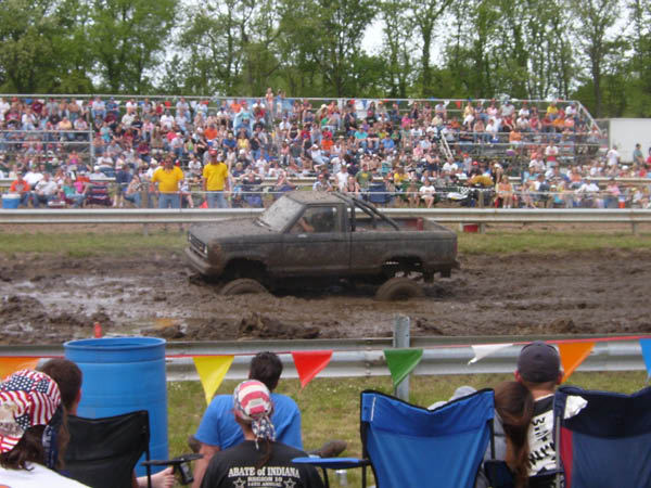 memorial mud 2005 023